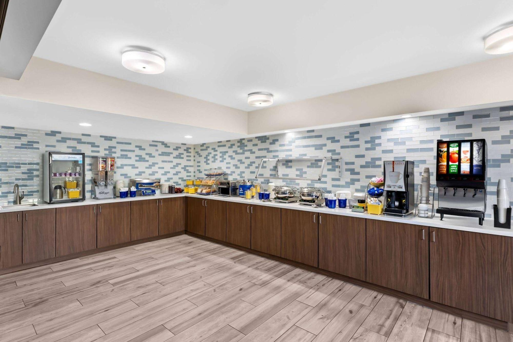 Days Inn & Suites By Wyndham Mesa Near Phoenix Buitenkant foto
