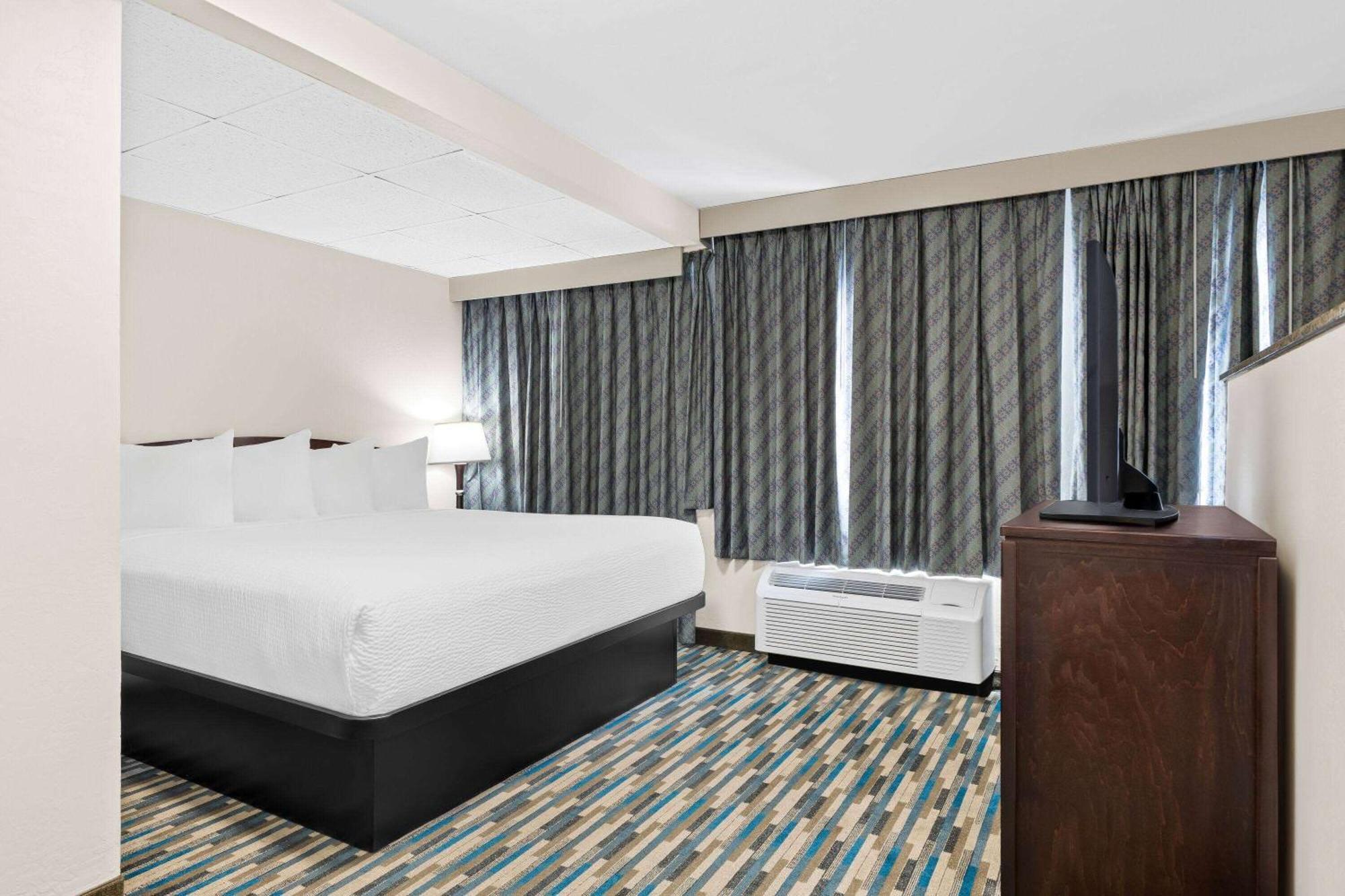 Days Inn & Suites By Wyndham Mesa Near Phoenix Buitenkant foto