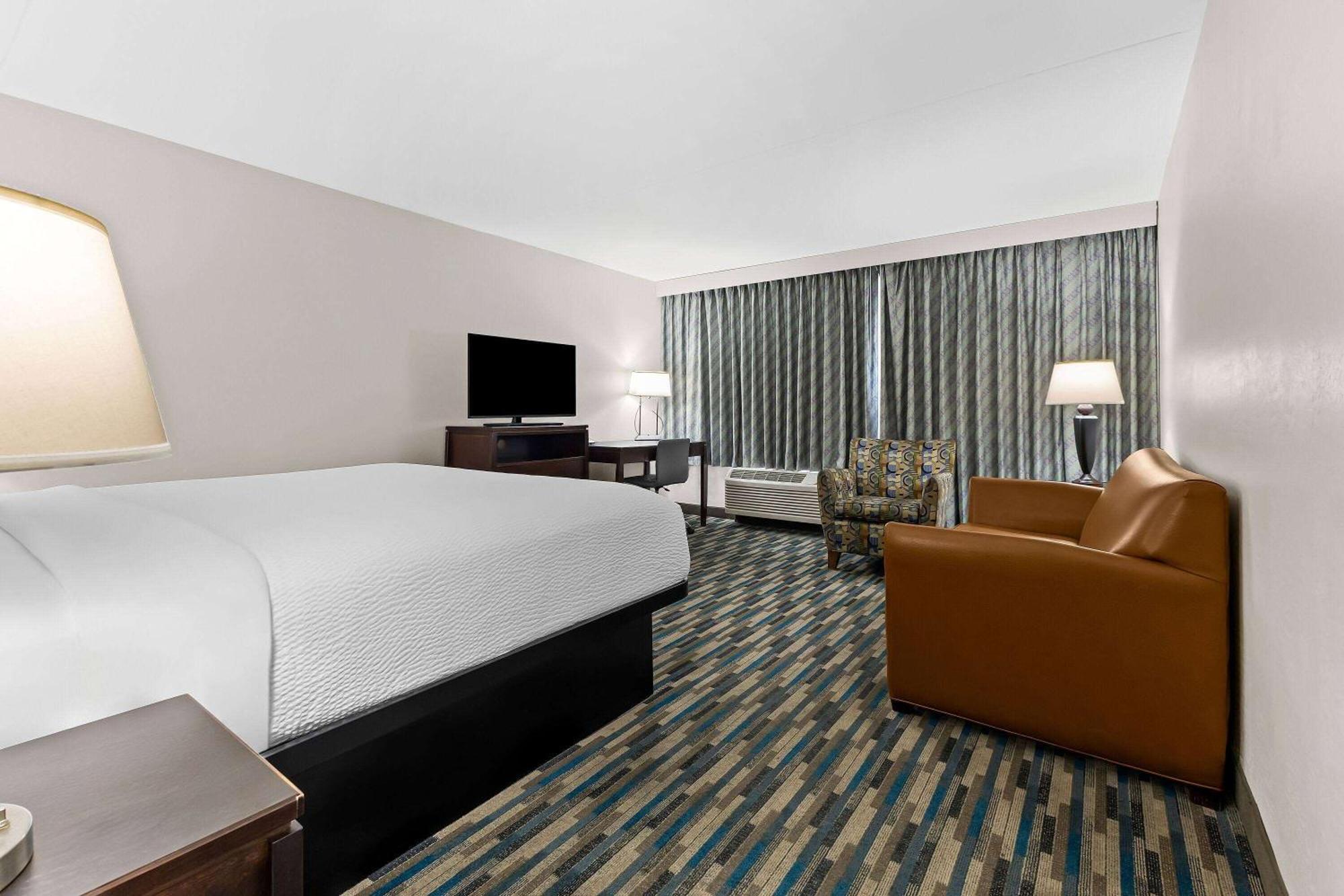 Days Inn & Suites By Wyndham Mesa Near Phoenix Buitenkant foto